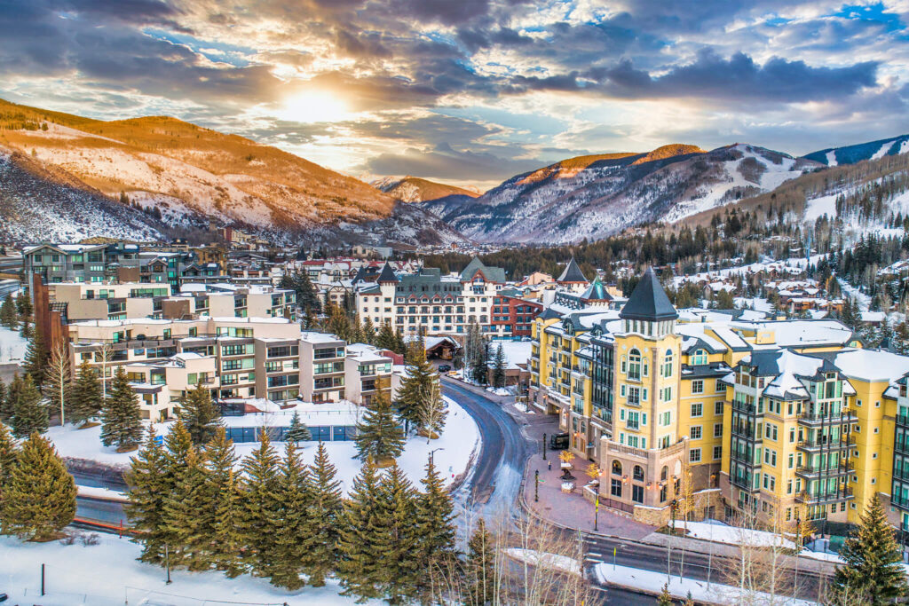 The 10 Best Ski Towns in the US