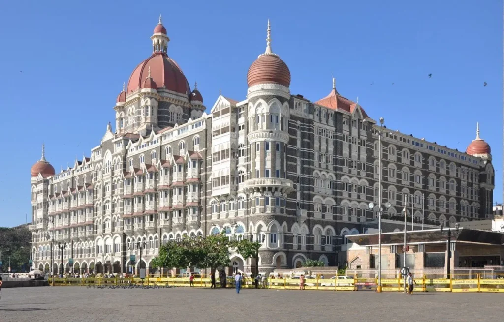 Top 10 Hotels In India